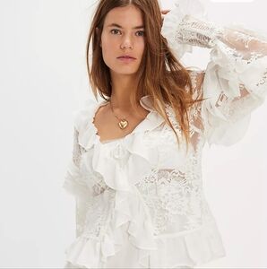 Free People "For love and lemons" Elegant White Lace Ruffle Top (M)